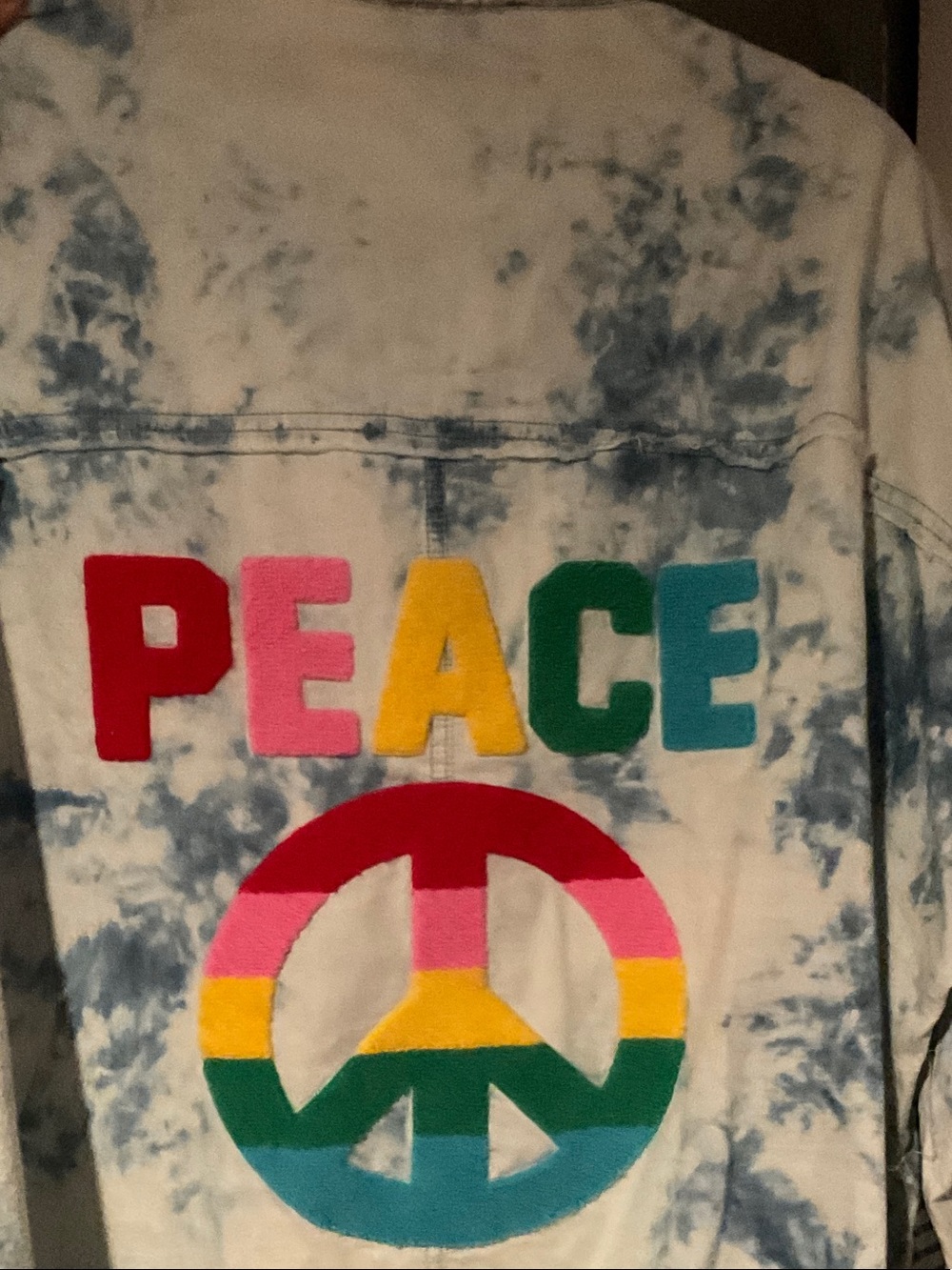 DAVI & DANI White and Blue Tie-Dye 'PEACE' Appliqué Sweatshirt